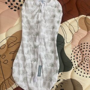 SwaddleMe White and Gray Baby Swaddle